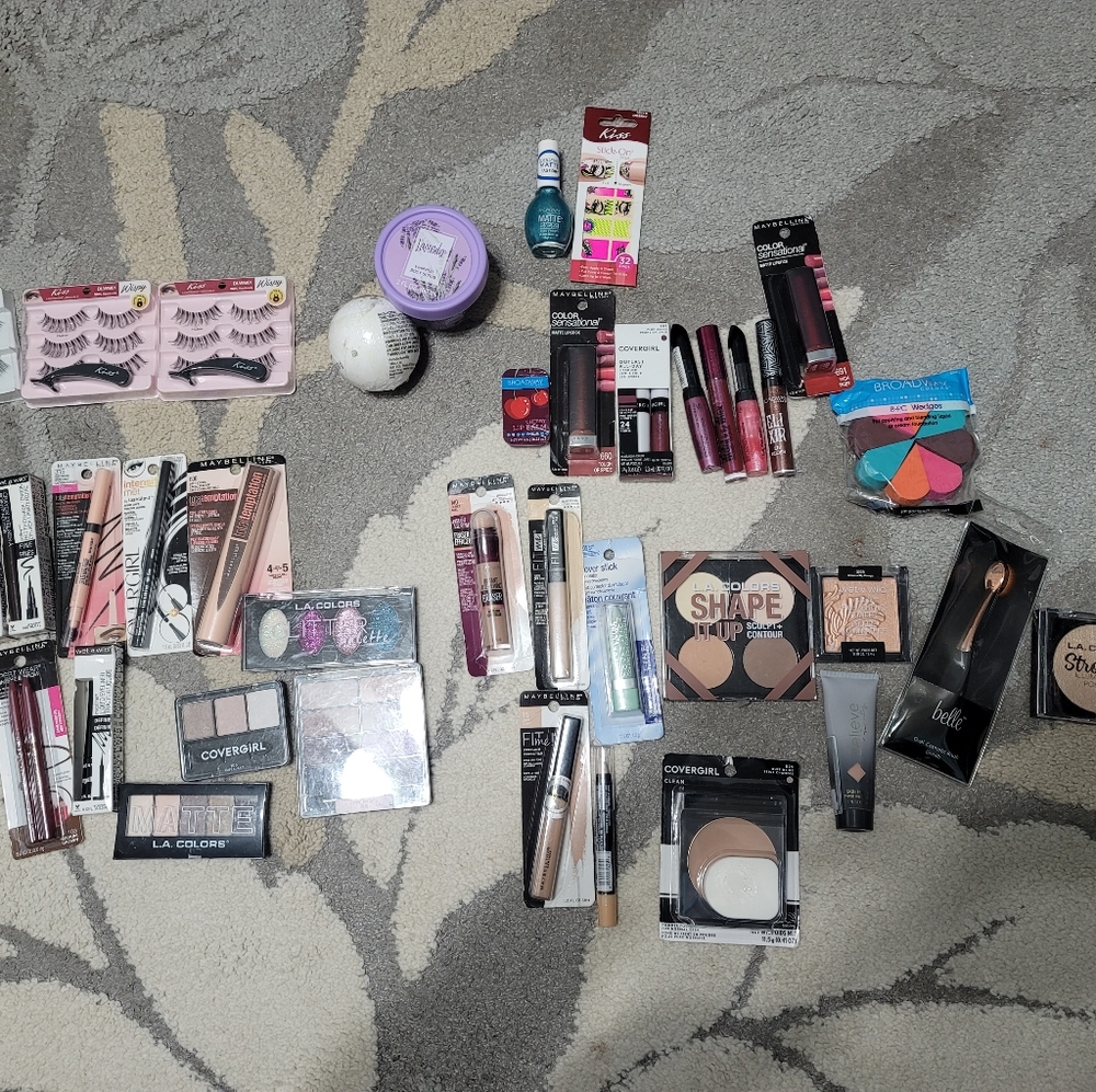 Makeup lot